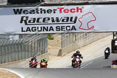 media/Jun-24-2022-TrackDaz (Fri) [[aa6850b51f]]/Group B/1245pm (Front Straight)/
